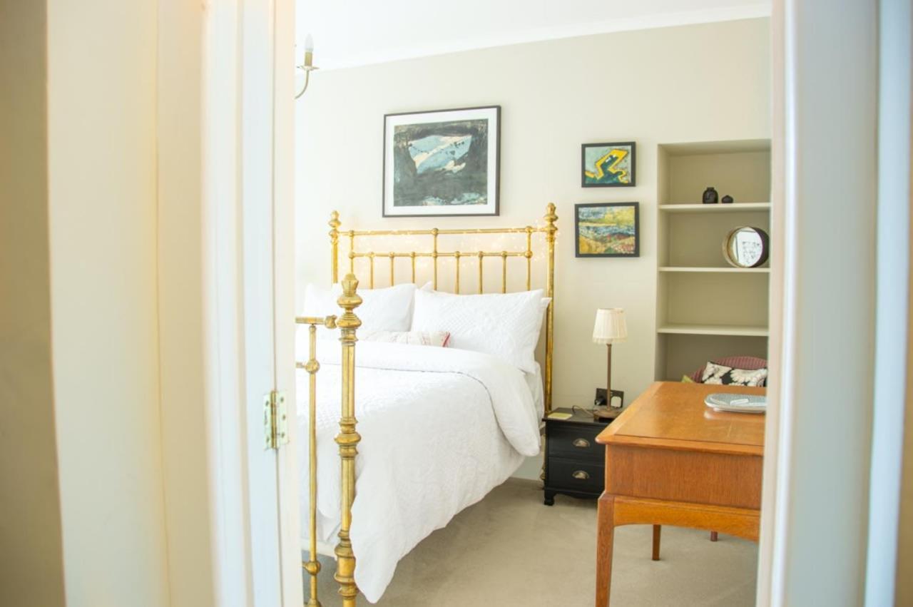 Unique 2 Bed In The Heart Of Bath With Parking Appartement Buitenkant foto